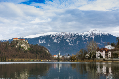如何成为一名优秀的P站搬运工，分享漫画资源的技巧与经验
